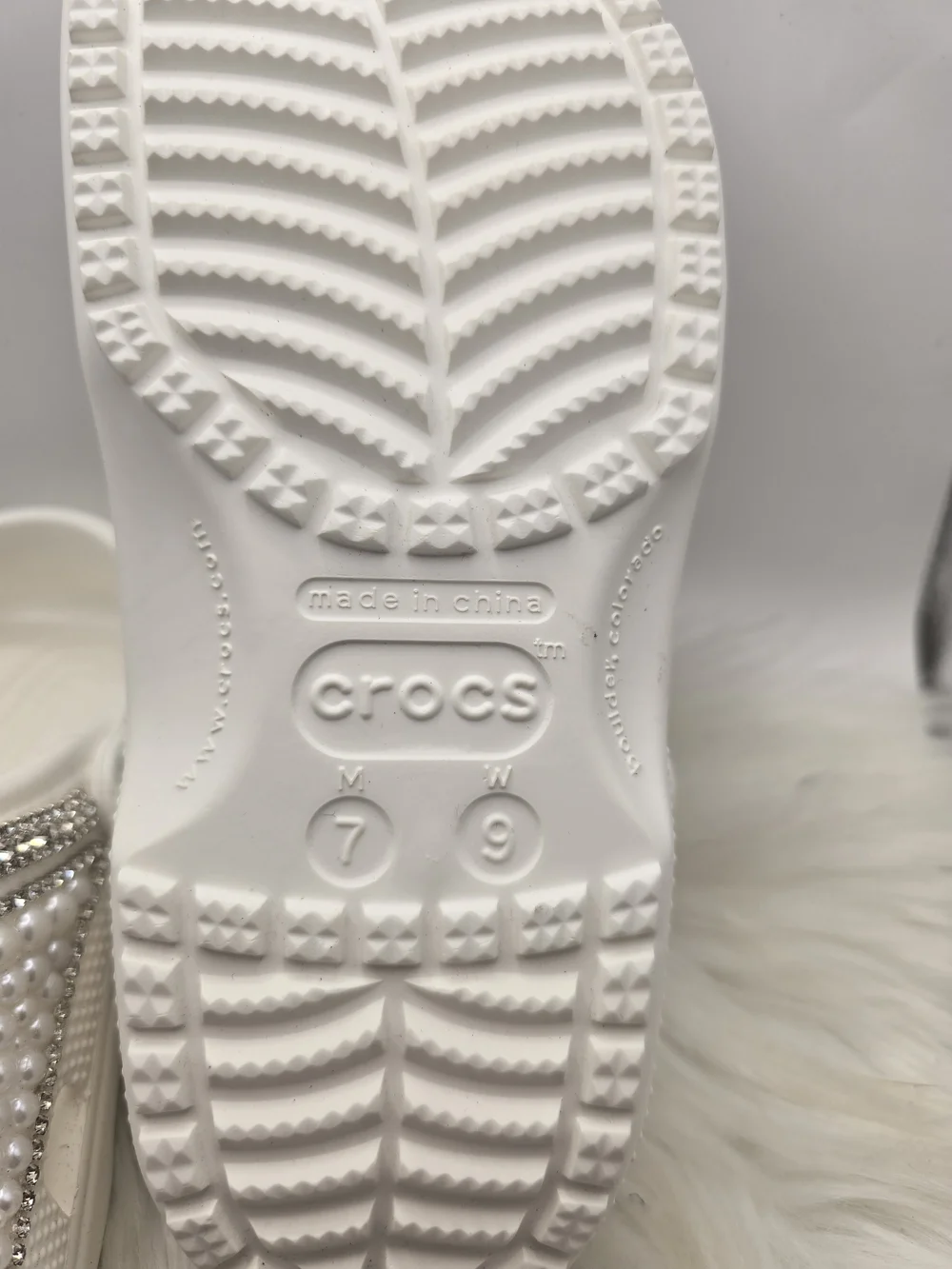 CROCS White Pearl-Embellished Clog - Picture 2 of 2